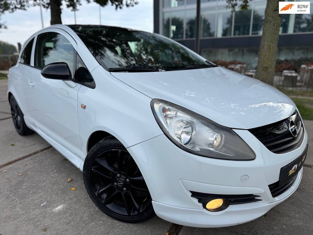Opel Corsa - | 1.2 | 2009 | 5DR | AIRCO | NIEUWE KETTING | NWE APK - AutoWereld.nl
