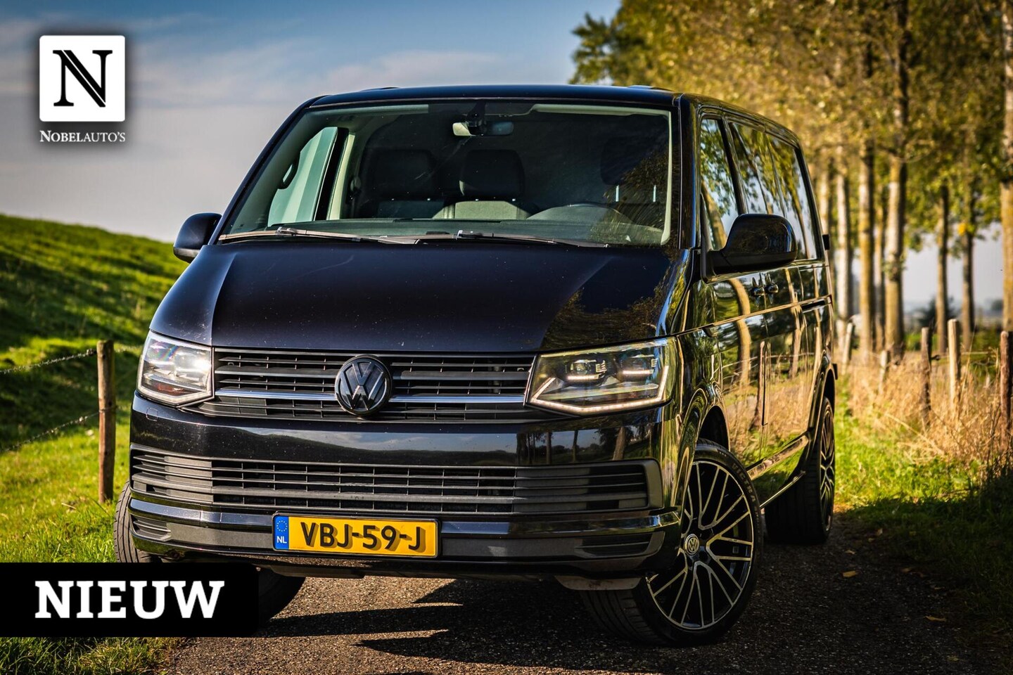 Volkswagen Transporter - 2.0 TDI L2H1 Highline | Revisie motor - AutoWereld.nl