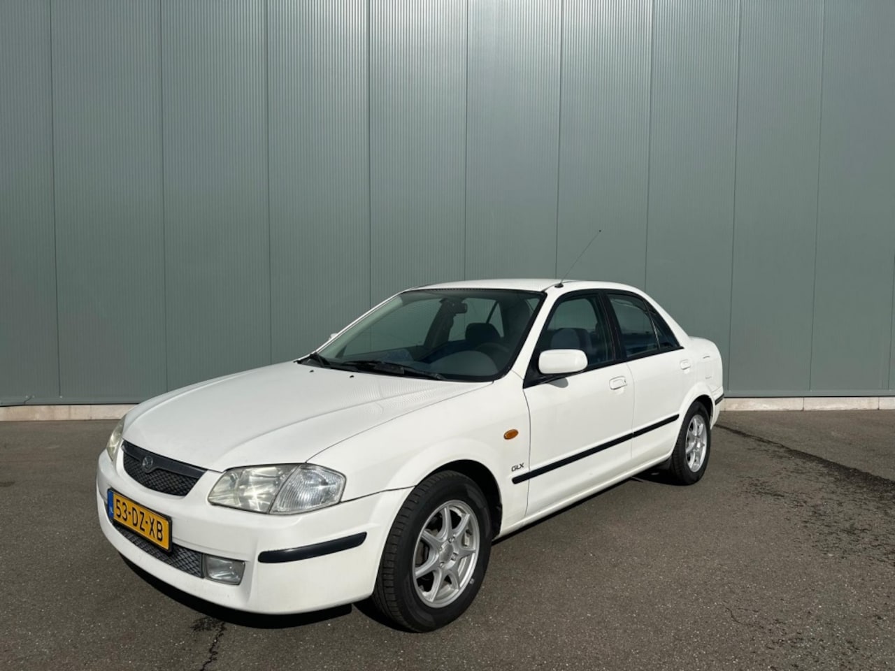 Mazda 323 - 1.5i GLX AIRCO | NAP ! - AutoWereld.nl