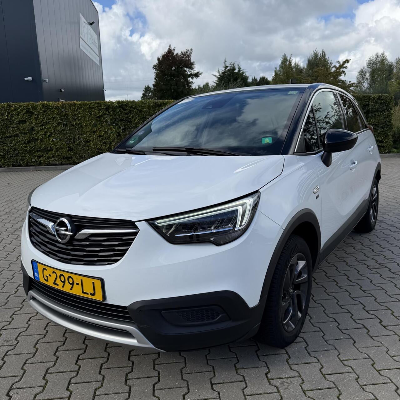 Opel Crossland X - 1.2 120 Jaar Edition | NW D-RIEM & APK - AutoWereld.nl