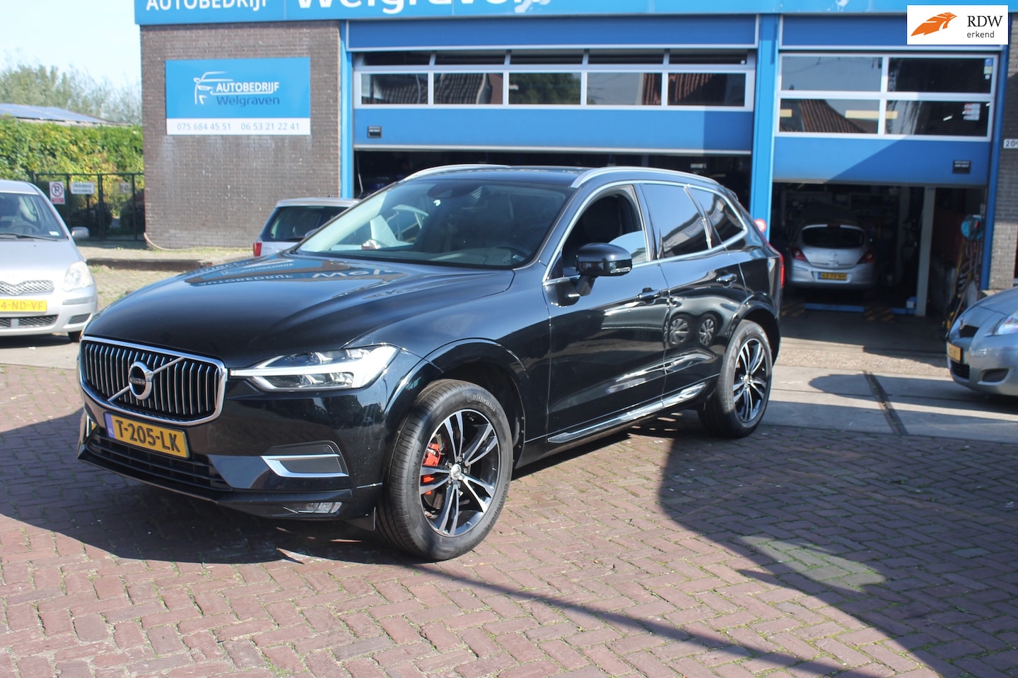Volvo XC60 - 2.0 D4 Inscription i.o. klant - AutoWereld.nl