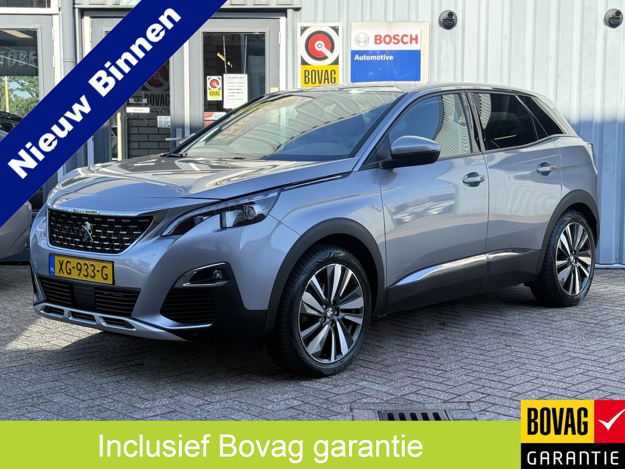 Peugeot 3008 - 1.2 PureTech Allure | AUTOMAAT | TREKHAAK | NAVI | CRUISE | PDC | - AutoWereld.nl