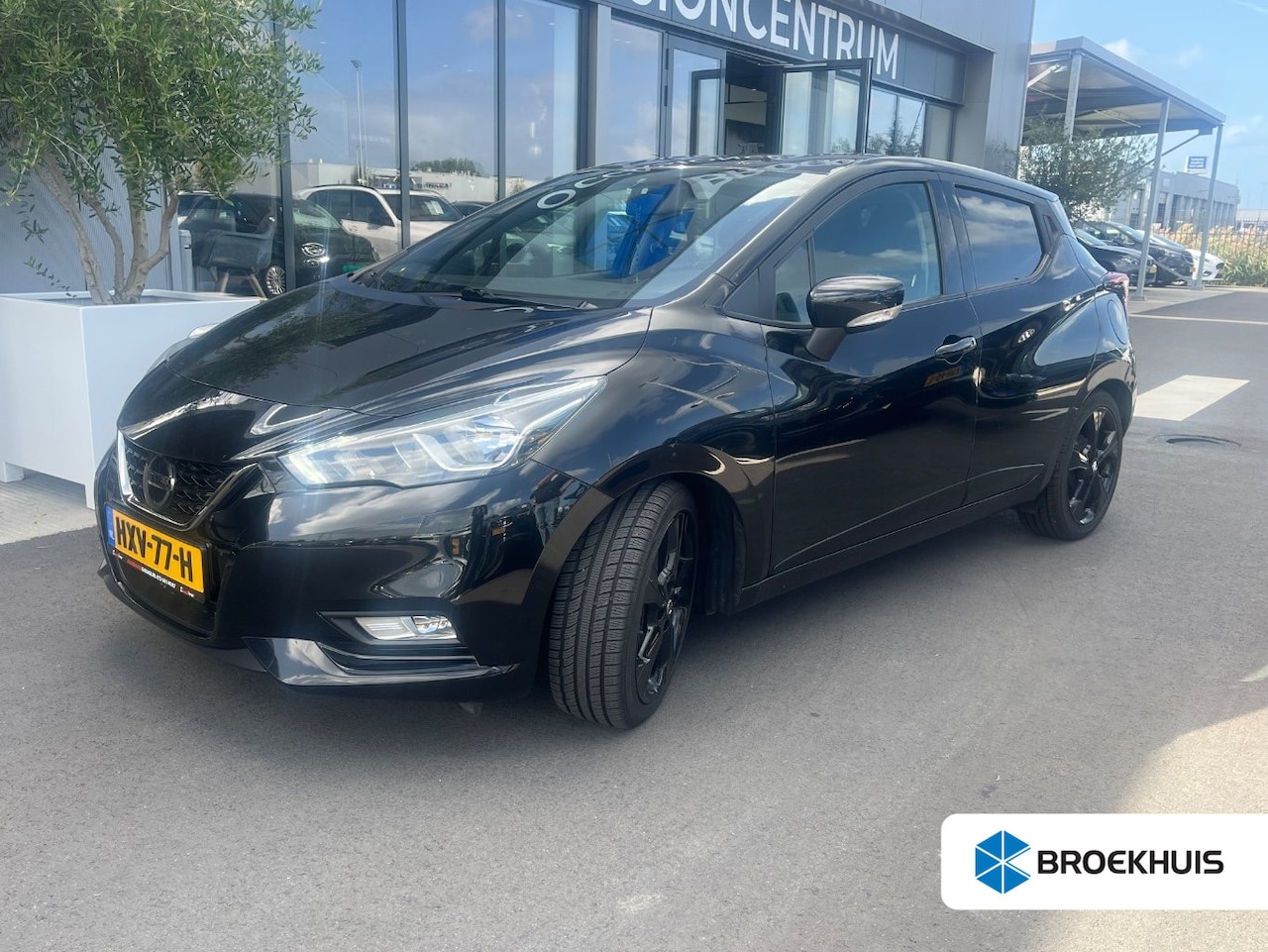 Nissan Micra - 1.0 IG-T N-Style l Slechts 31dkm! l 1e Eigenaar l Full Map Navigatie l Parkeersensoren l C - AutoWereld.nl