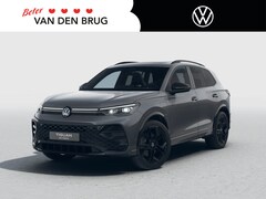 Volkswagen Tiguan - R-Line Edition 1.5 eHybrid 272 PK | Black Style | 20" inch velgen | Panoramadak | Navigati