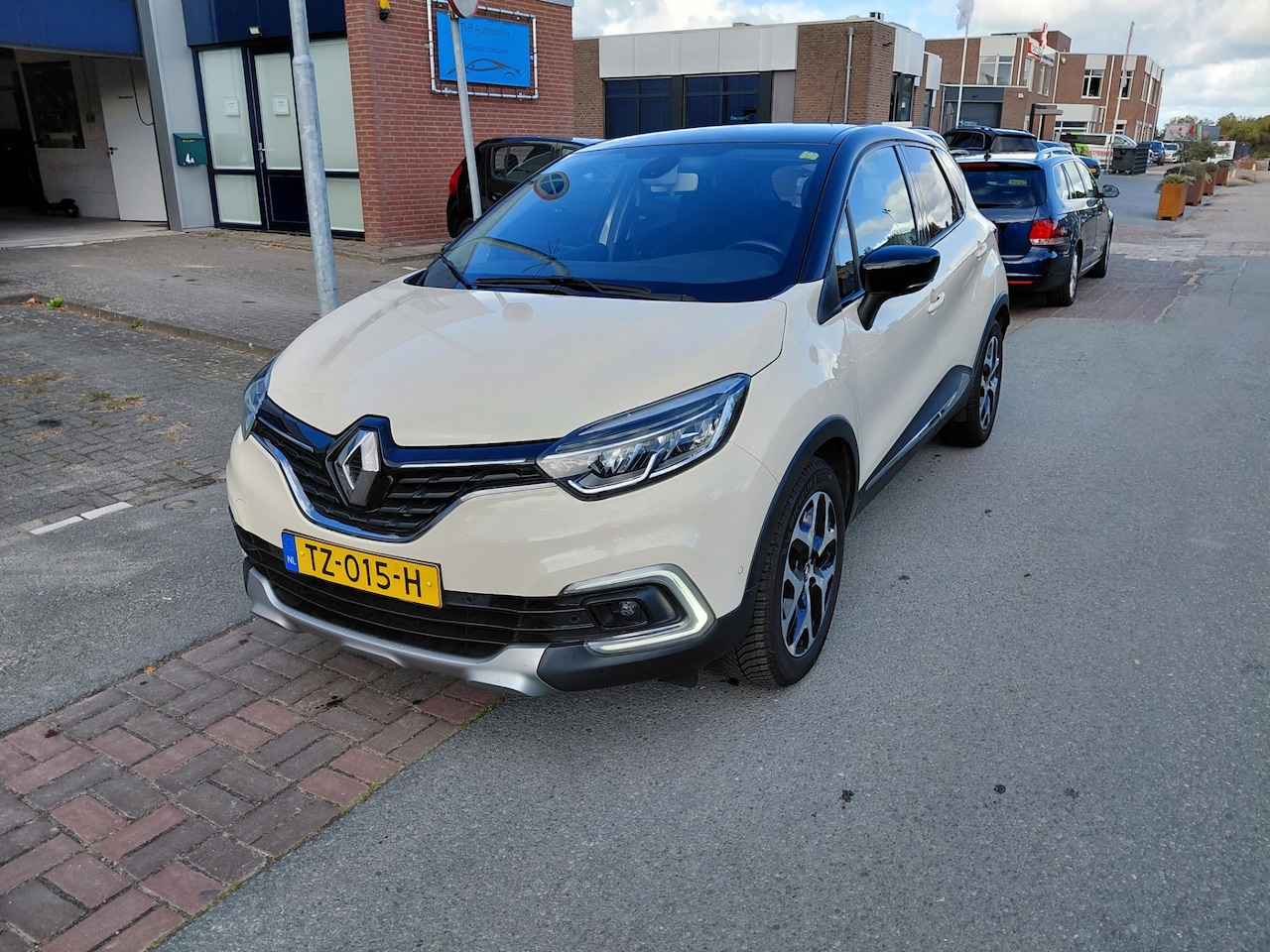 Renault Captur - 0.9 TCe Intens Dealer onderhouden Airco ecc Camera - AutoWereld.nl