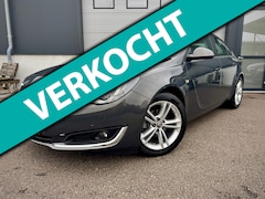 Opel Insignia - 1.6 T Business+ / Leder / 12 maanden garantie