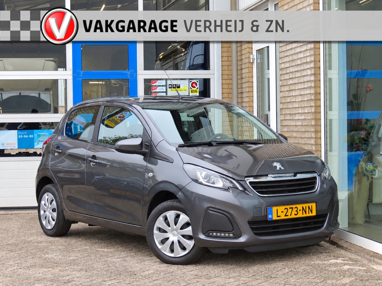 Peugeot 108 - 1.0 e-VTi 5 Drs. Active Camera|Car-Play|Airco|Elect. Ramen|Bluetooth|Met. Lak|LED - AutoWereld.nl