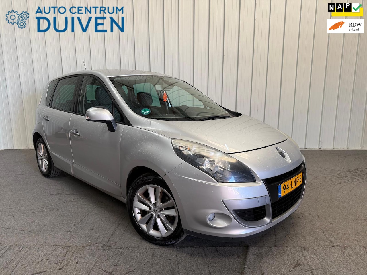 Renault Scénic - 1.6 Celsium | Nieuw APK | Airco | Trekhaak - AutoWereld.nl