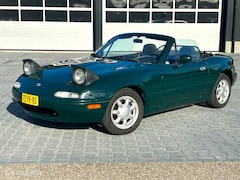 Mazda MX-5 - 1.8i Miata Britsch Racing Green