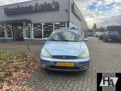 Ford Focus Wagon - 1.6-16V Trend