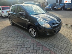 Hyundai i20 - 1.2i Dynamic Version MOTORSCHADE
