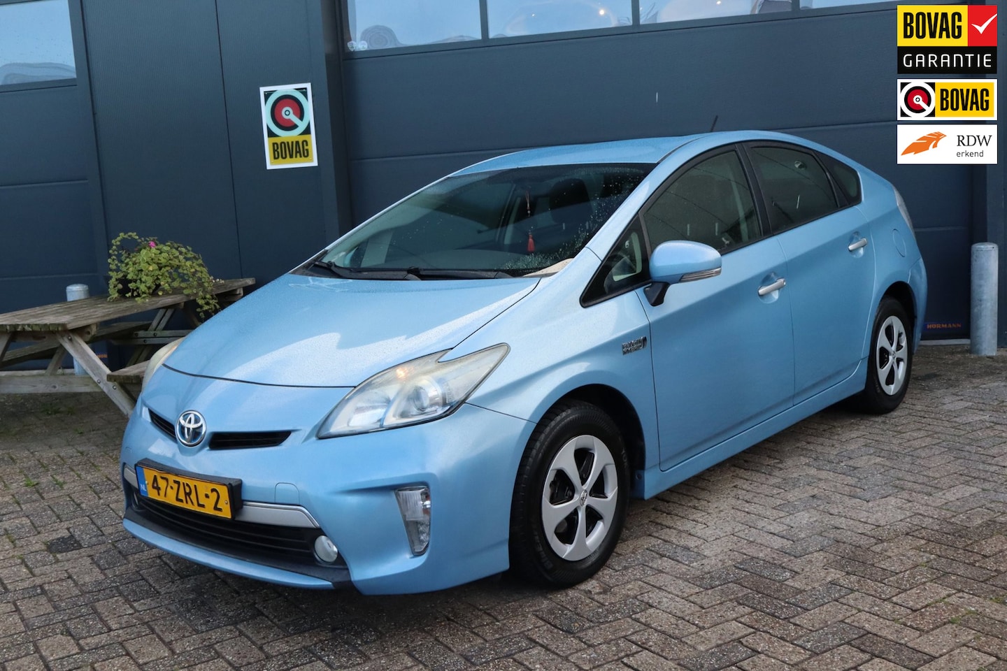 Toyota Prius - 1.8 Plug-in Aspiration 1.8 Plug-in Aspiration - AutoWereld.nl