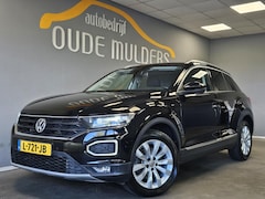 Volkswagen T-Roc - 2.0 TSI 190PK 4Motion Sport | Trekhaak | Camera | Stoelverwarming | Digidash | Led |