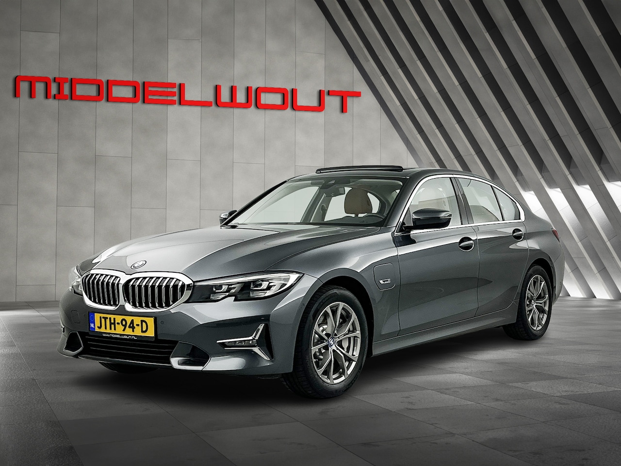 BMW 3-serie - 330e 292PK High Exe. Schuif-kanteldak/Leder/M-sport-stoelen - AutoWereld.nl