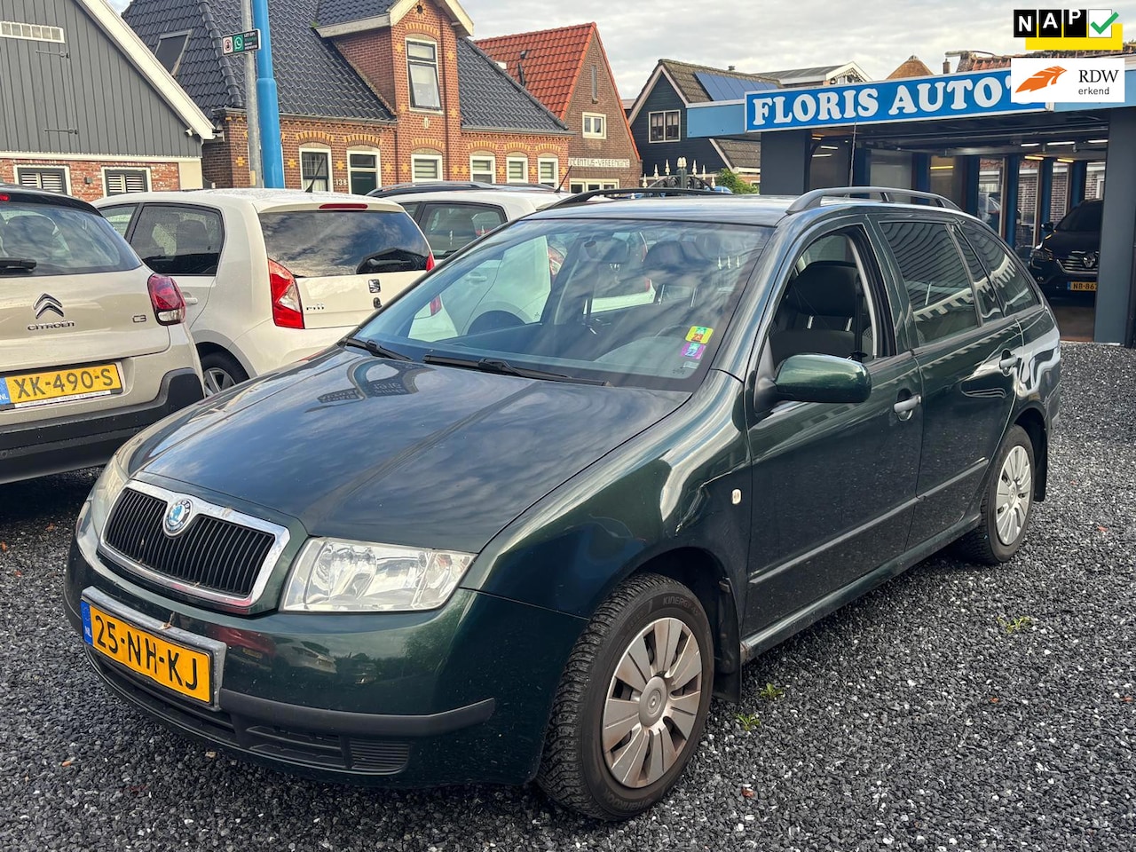 Skoda Fabia Combi - 1.4-16V Flash|Automaat|Trekhaak|Cruise| INRUILER ZO MEE| - AutoWereld.nl