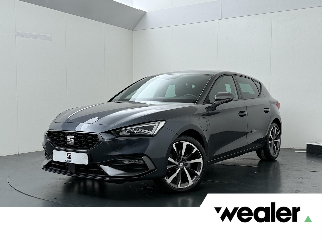 SEAT Leon - 1.4 TSI eHybrid PHEV FR Business Intense | 204 PK | SoH 100% |Stoelverwarming | Achteruitr - AutoWereld.nl