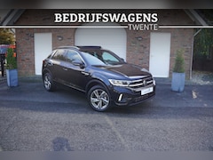 Volkswagen T-Roc - 1.5 TSI 150PK R-Line Edition DSG Schuif/kantel dak Trekhaak LED ACC SIDE ASSIST
