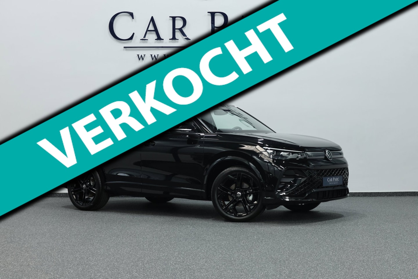 Volkswagen Tiguan - 1.5 eTSI 3x R-Line IQ+LED/VIRTUAL/SFEER/PANO/ALCANTARA+S.VERWARMING/20" LMV/CAM/LINE/ACC/E - AutoWereld.nl