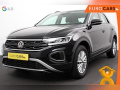 Volkswagen T-Roc - 1.5 TSI 150pk DSG Life Navigatie Apple Carplay/Android Auto Parkeersensoren Camera Adaptiv