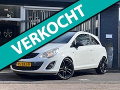 Opel Corsa - 1.4-16V Color Edition ORG NL / AIRCO / NAVI / NAP
