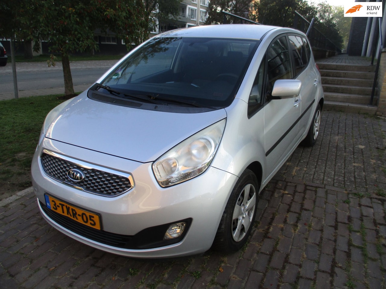 Kia Venga - 1.6 CVVT X-ecutive//AUTOMAAT// - AutoWereld.nl