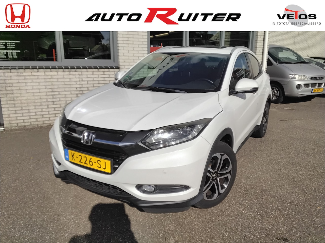 Honda HR-V - 1.5 i-VTEC Executive Automaat trekhaak - AutoWereld.nl