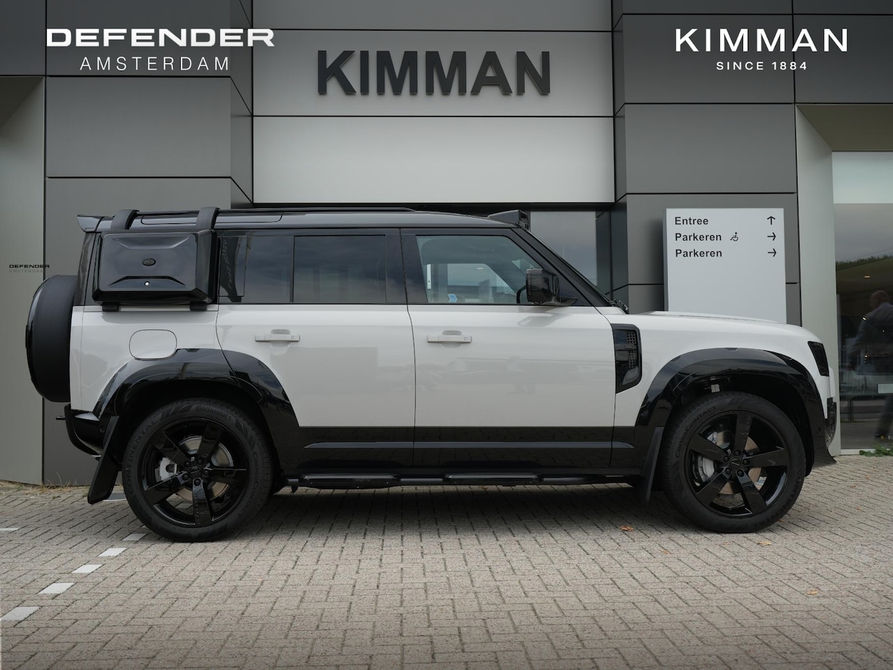 Land Rover Defender 110 - P300e Dynamic Edition HSE URBAN | NIEUW | Full URBAN Pack | zie omschrijving - AutoWereld.nl