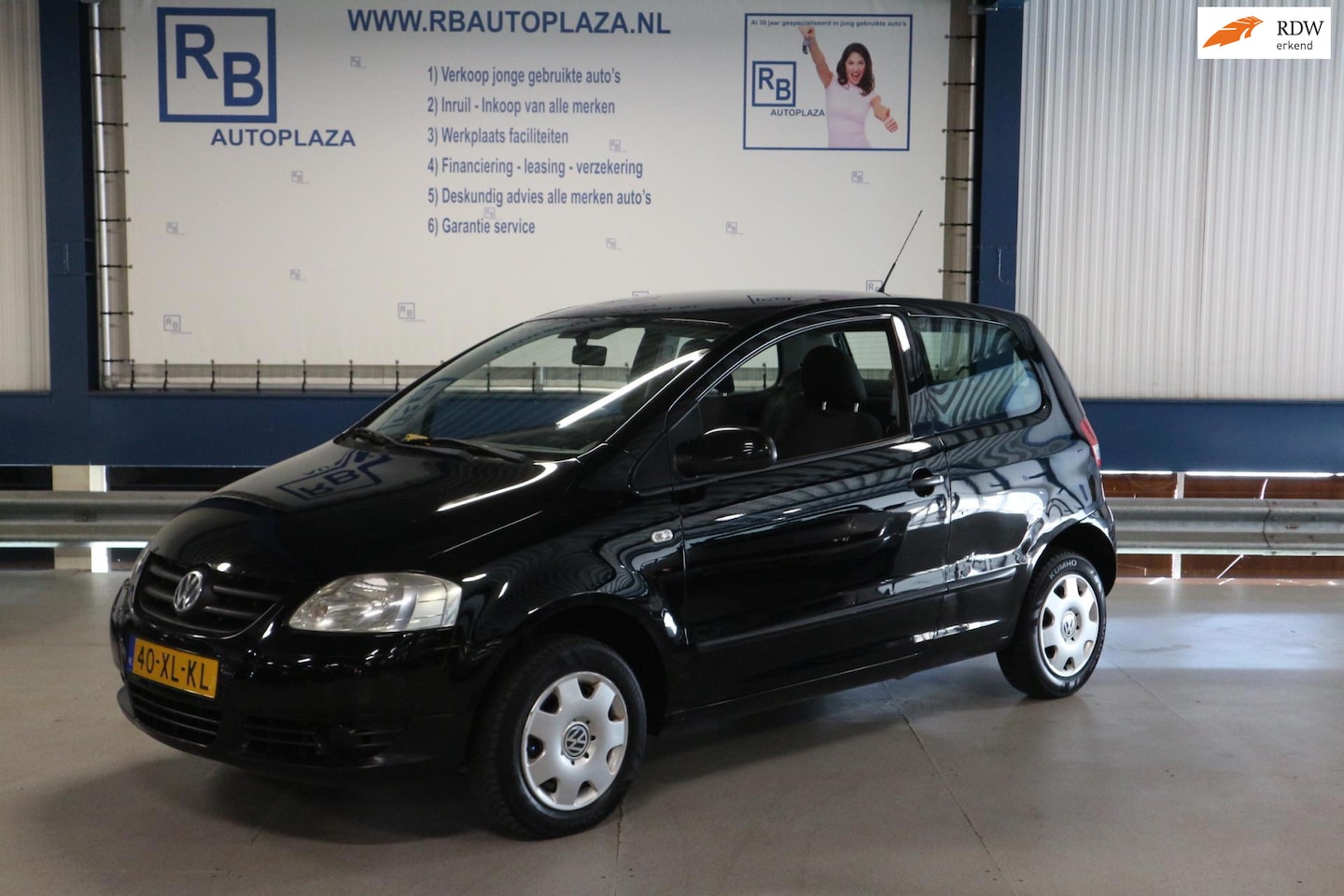 Volkswagen Fox - 1.4 LEES TEKST!! + ELEC PAKKET + NAP - AutoWereld.nl