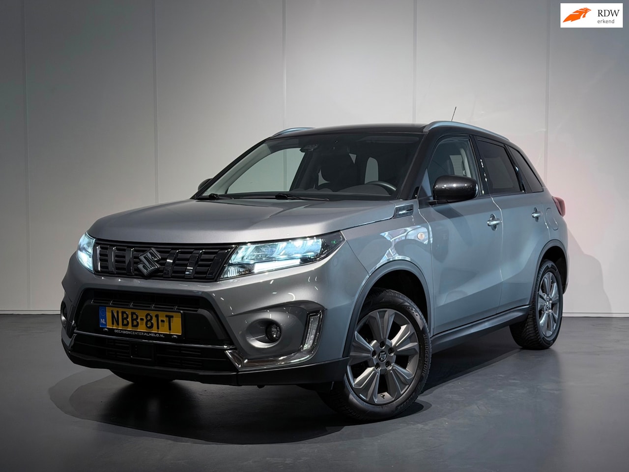 Suzuki Vitara - 1.4 AUT Boosterjet Select Smart Hybrid /Clima/ACC/Trekhaak/CarPlay/Camera/Keyless/LED/Dode - AutoWereld.nl
