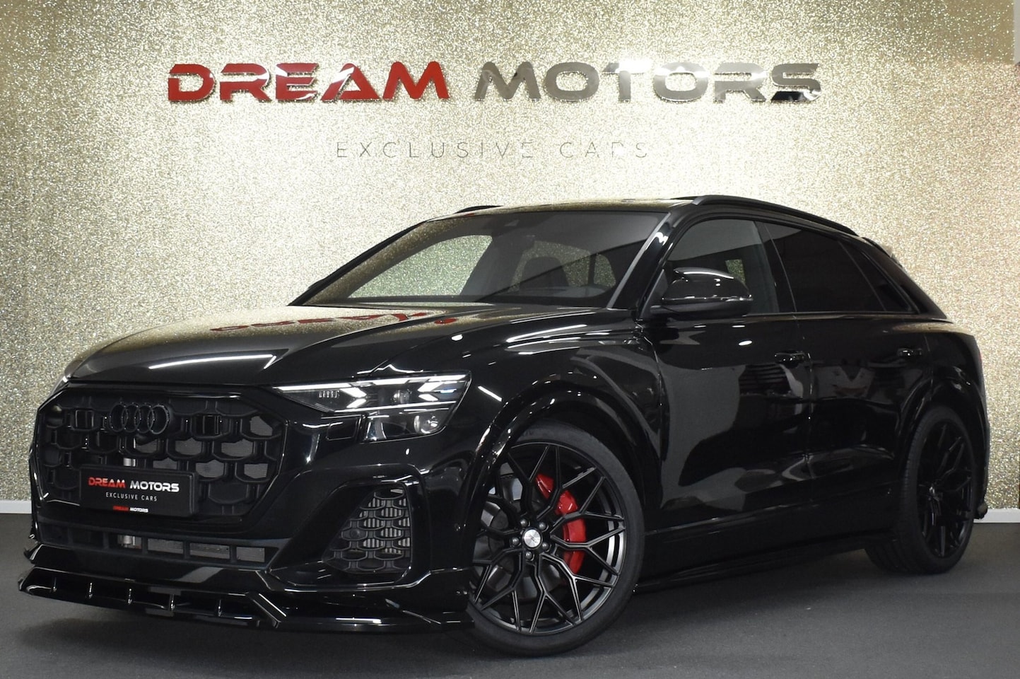 Audi Q8 - 60 TFSI e Quattro S-Line Competition 490pk | AKRAPOVIC | MASSAGE | ACHTERASBESTURING - AutoWereld.nl