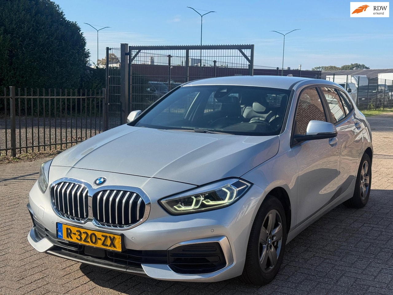 BMW 1-serie - 118i High Executive Edition 118i High Executive Edition - AutoWereld.nl
