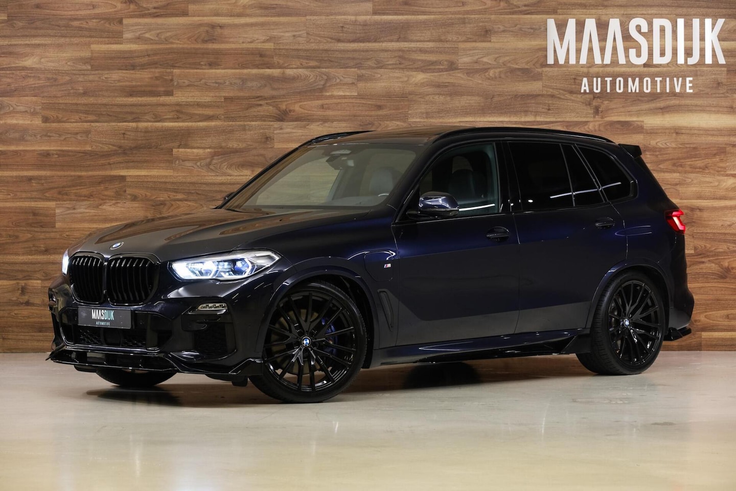 BMW X5 - xDrive45e M-Sport|Pano|H&K|360|HUD|Nightvision|Trekhaak| - AutoWereld.nl
