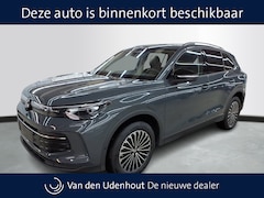 Volkswagen Tiguan - 1.5 TSI 204pk eHybrid Life / SOH 100% / Navigatie / Trekhaak / 360-Camera / HD Matrix LED