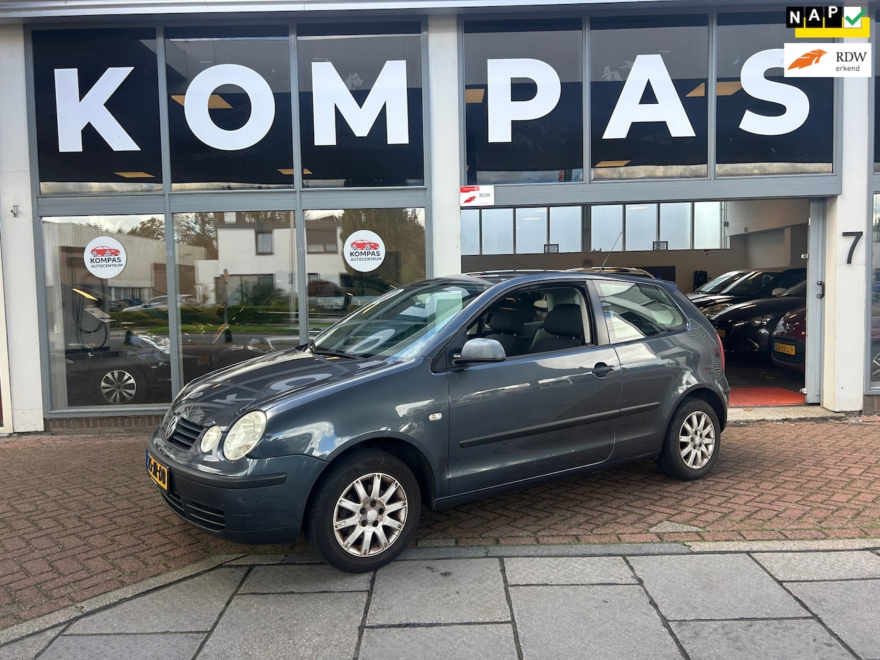 Volkswagen Polo - 1.4-16V Sportline |LAAG KM|Nap|Nw.APK|EL.Ramen|LM.Velgen - AutoWereld.nl