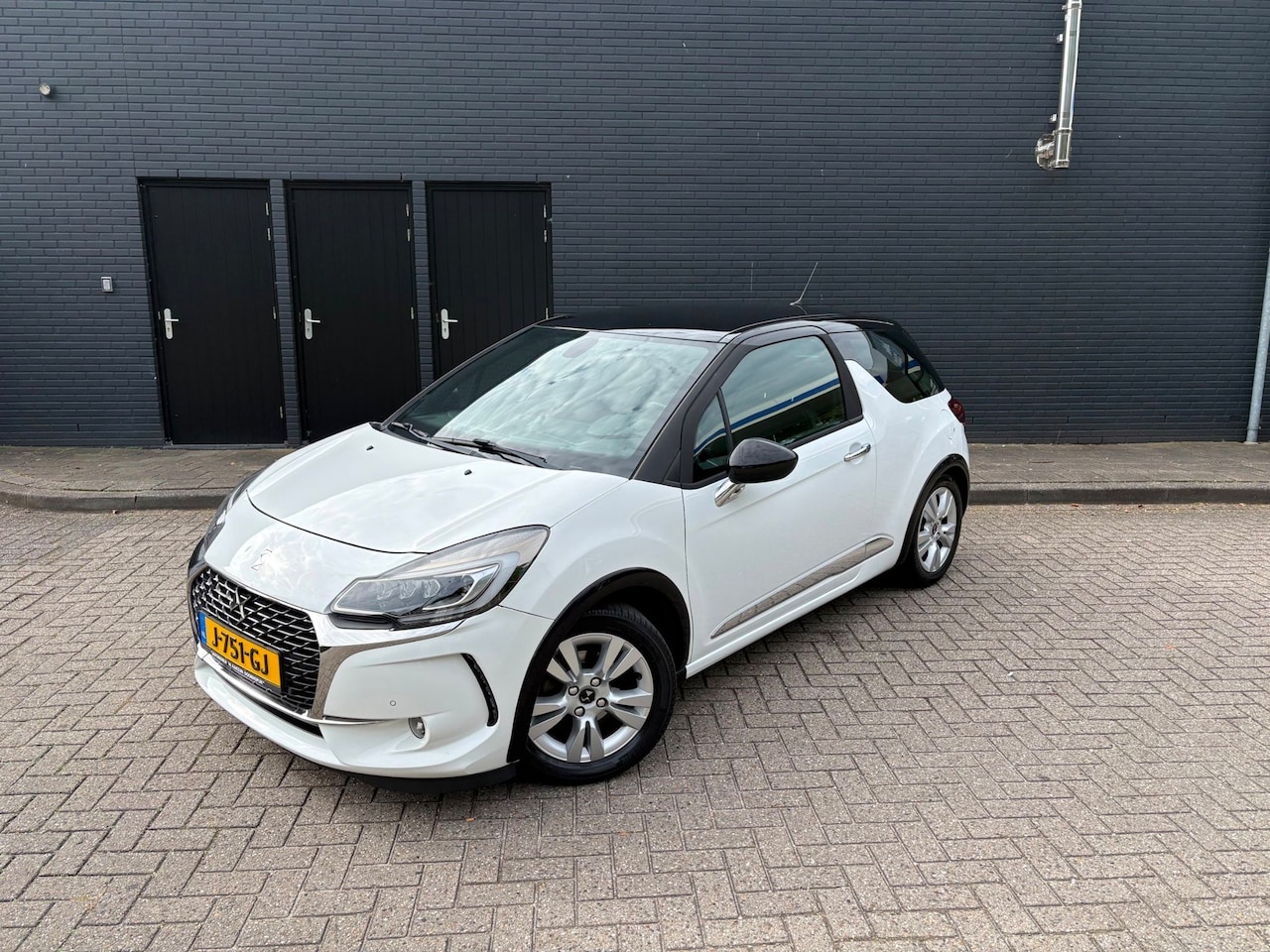DS 3 - 1.2 PureTech Sport Chic 1.2 PureTech Sport Chic - AutoWereld.nl