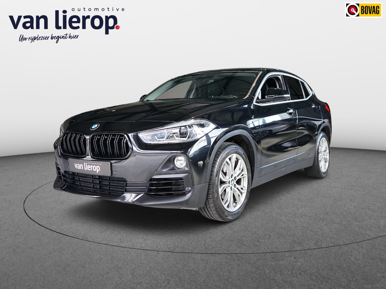 BMW X2 - SDrive18i LEDER | AUTOMAAT | SFEERVERLICHTING - AutoWereld.nl