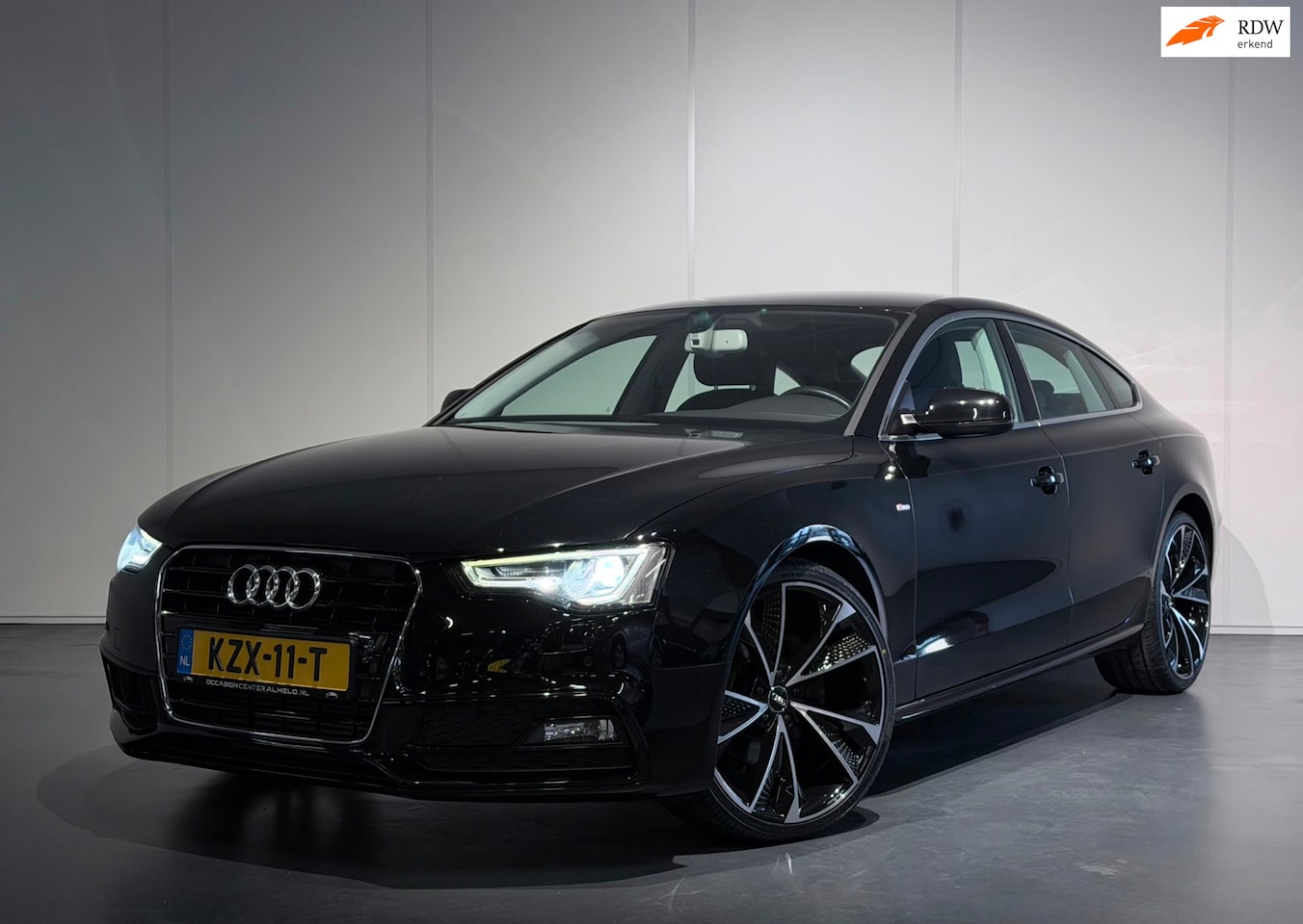 Audi A5 Sportback - 1.8 TFSI S-Line AUT /Clima/ACC/PDC/Keyless/NAVI/LED/SideAss/20'' - AutoWereld.nl