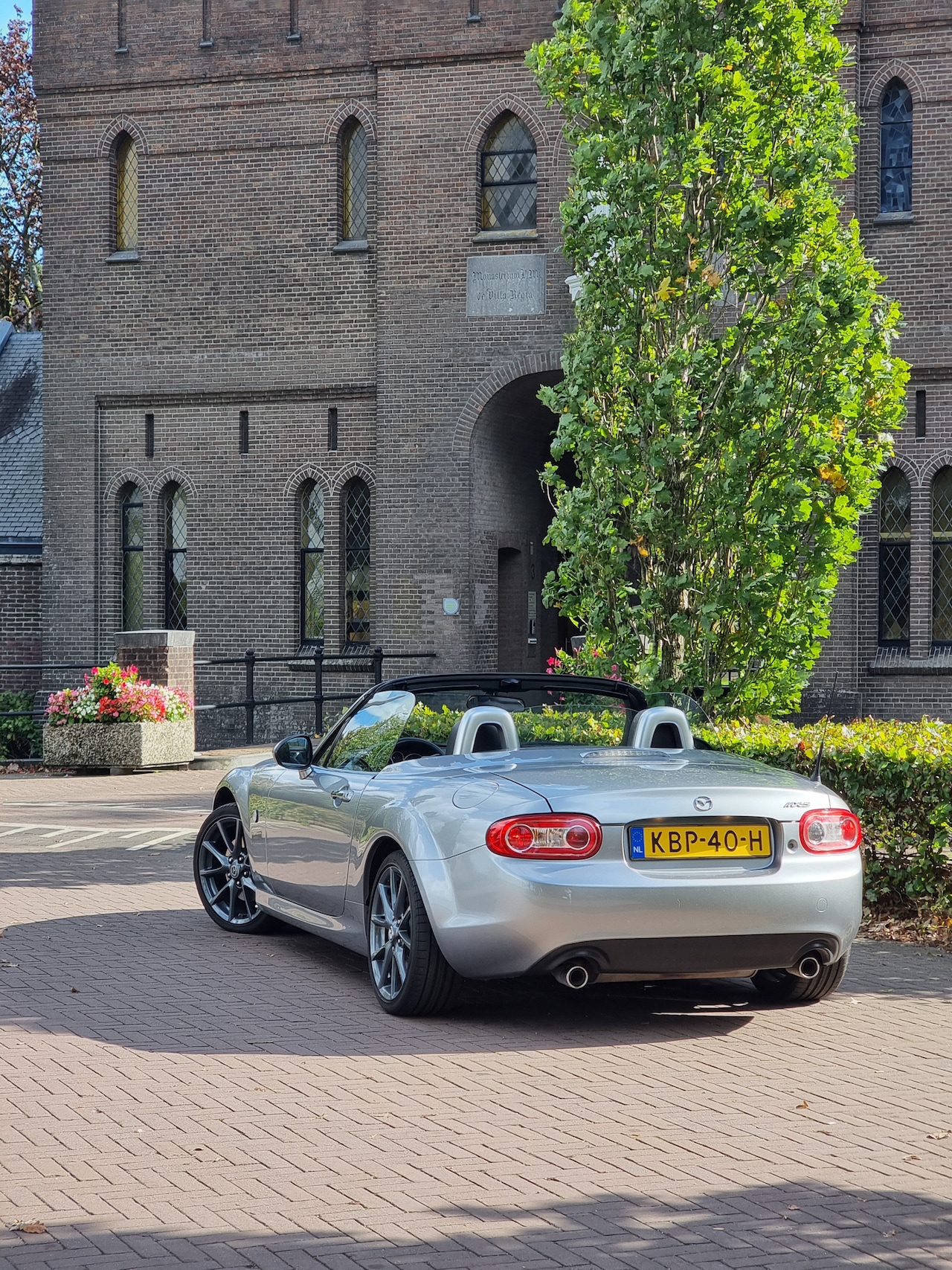 Mazda MX-5 - 2.0 GT-M PRHT handgeschakelde 6-bak - AutoWereld.nl