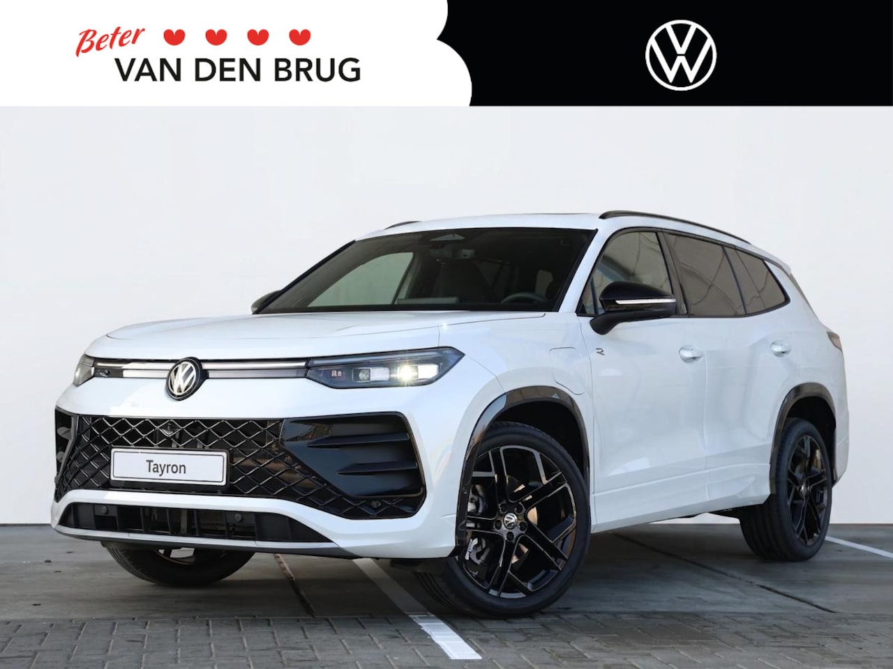 Volkswagen Tayron - R-Line Edition 1.5 eHybrid 272 PK | Led Matrix | Headup display | Panoramadak | Trekhaak | - AutoWereld.nl