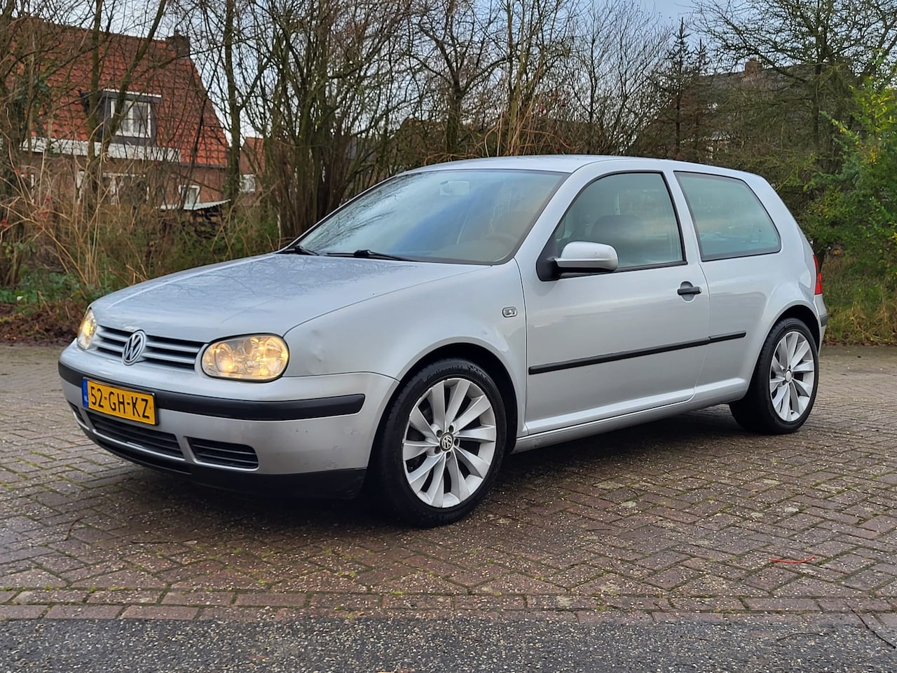 Volkswagen Golf - 1.6-16V Trendline | APK Verlopen | Airco | Zo Mee - AutoWereld.nl
