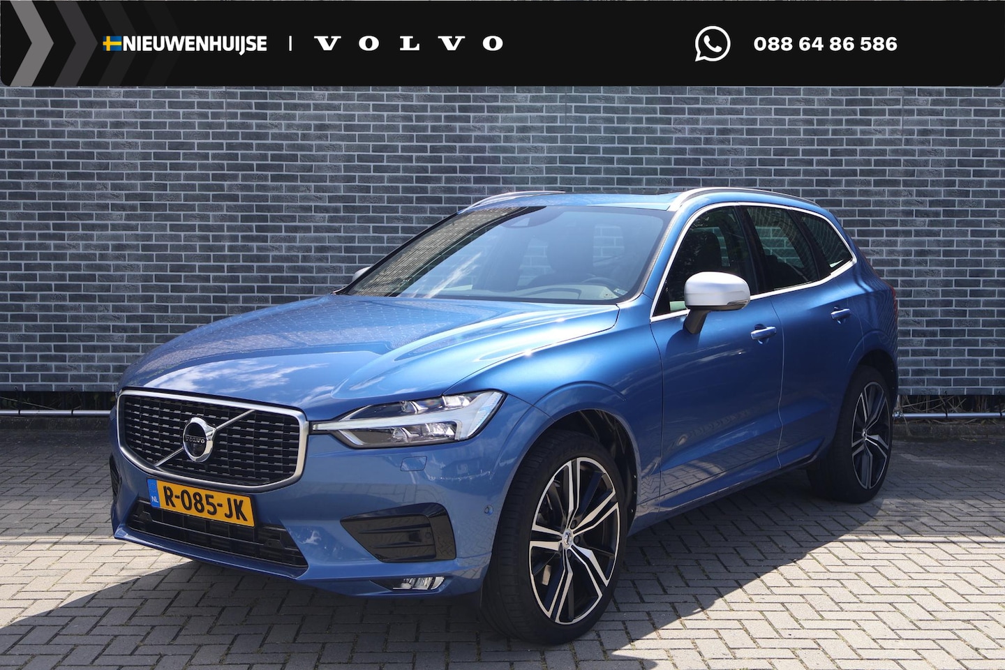 Volvo XC60 - 2.0 T5 AWD R-Design | Trekhaak | 360 Graden Camera | Parkeerassistent | Parkeerverwarming - AutoWereld.nl