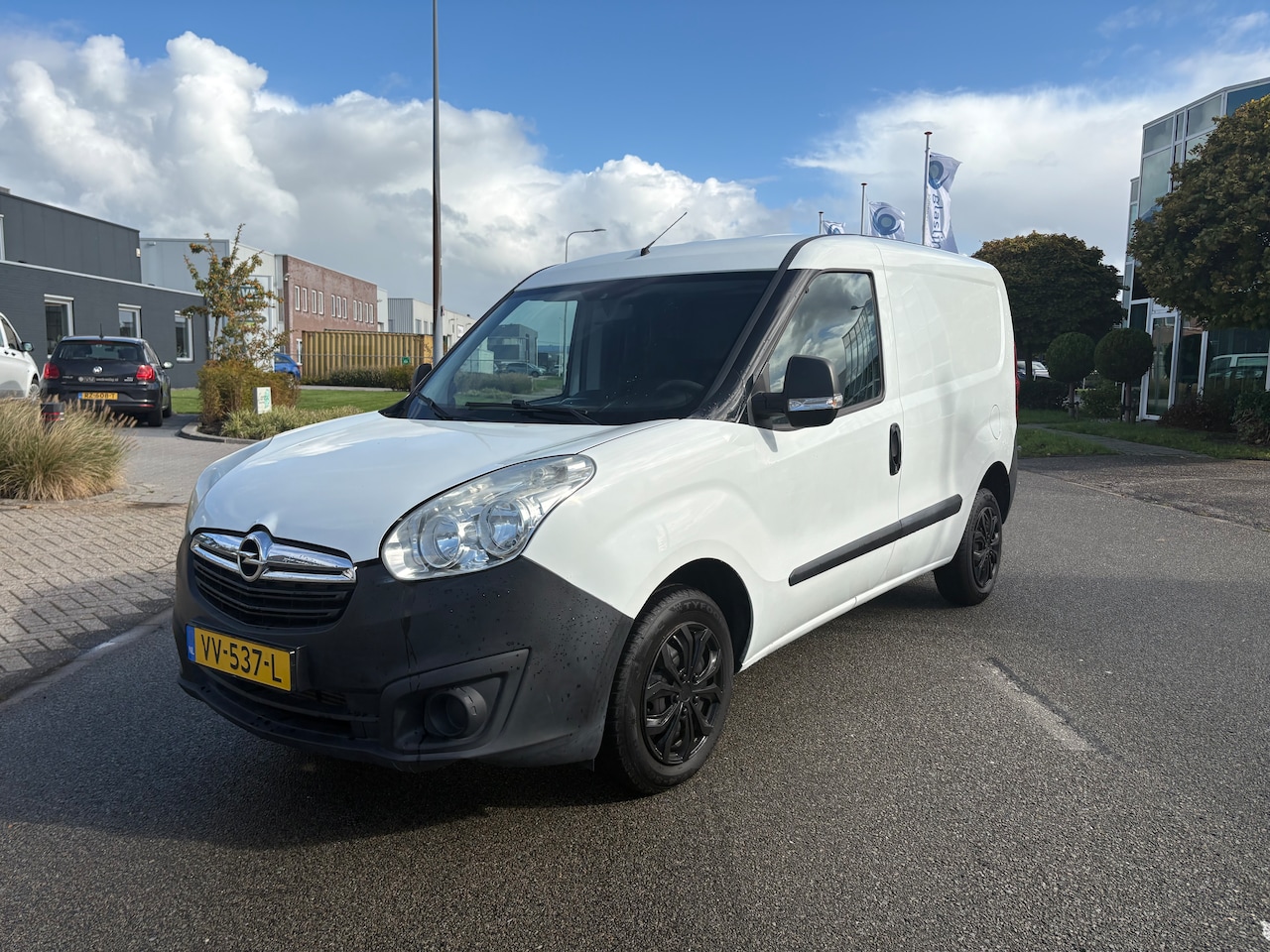 Opel Combo - 1.3 CDTi L1H1 ecoFLEX Sport Airco, Navi, Betimmering Rijklaarprijs 5.500 - AutoWereld.nl