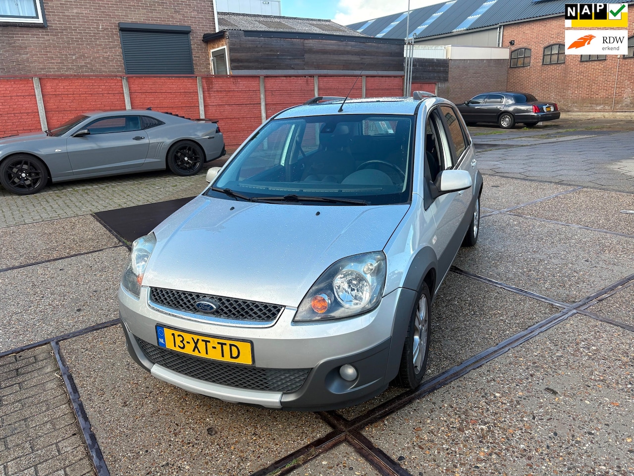 Ford Fiesta - 1.4-16V Crossroad 1.4-16V Crossroad - AutoWereld.nl