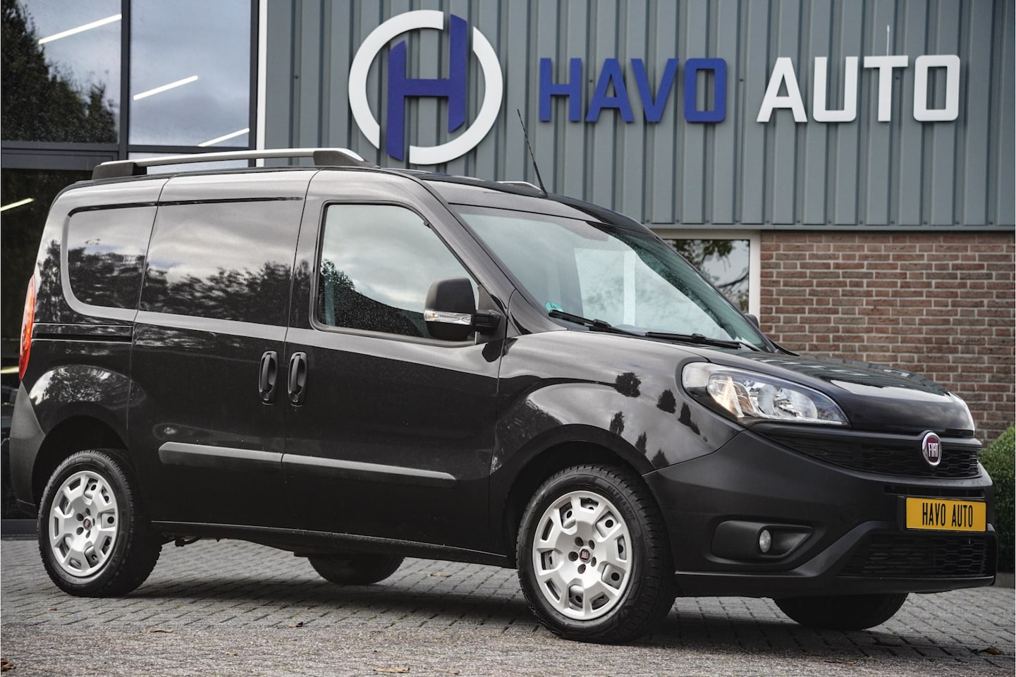 Fiat Doblò Cargo - 1.4 T-Jet 1.4 T-Jet, AIRCO, NAVI, TREKHAAK, BTW-VRIJ / MARGE - AutoWereld.nl