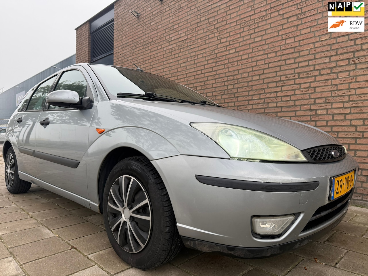 Ford Focus - 1.6-16V Futura 1.6-16V Futura - AutoWereld.nl