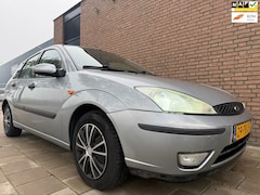 Ford Focus - 1.6-16V Futura