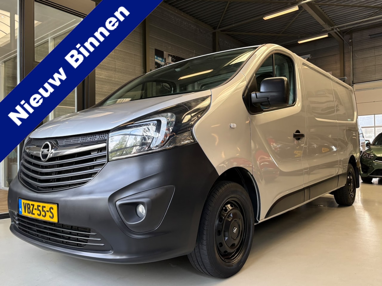 Opel Vivaro - 1.6 CDTI L2H1 Achteruitrijcamera, Navi - AutoWereld.nl