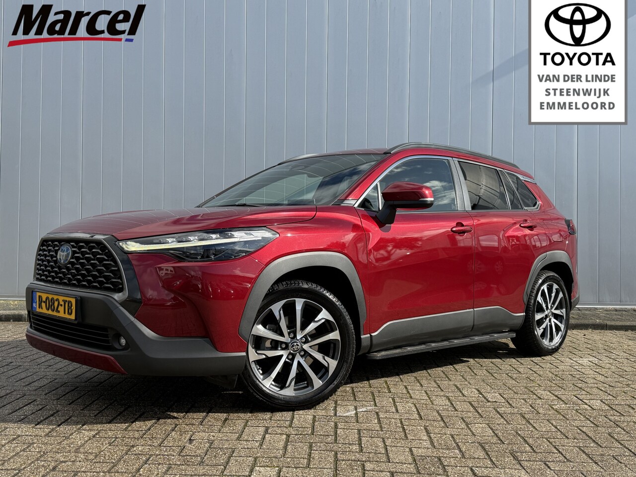 Toyota Corolla Cross - 2.0 High Power Hybrid First Edition Trekhaak Stoel Verwarming Carplay - AutoWereld.nl