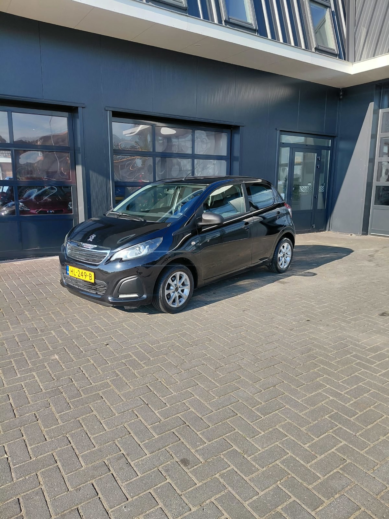 Peugeot 108 - 1.0 e-VTi Access 1.0 e-VTi Access - AutoWereld.nl
