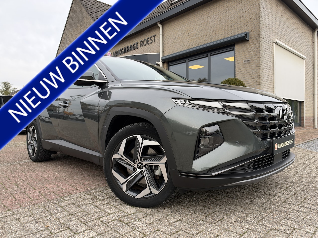 Hyundai Tucson - 1.6 T-GDI PHEV Comfort Smart Automaat 4WD Trekhaak / All-Seasons - AutoWereld.nl